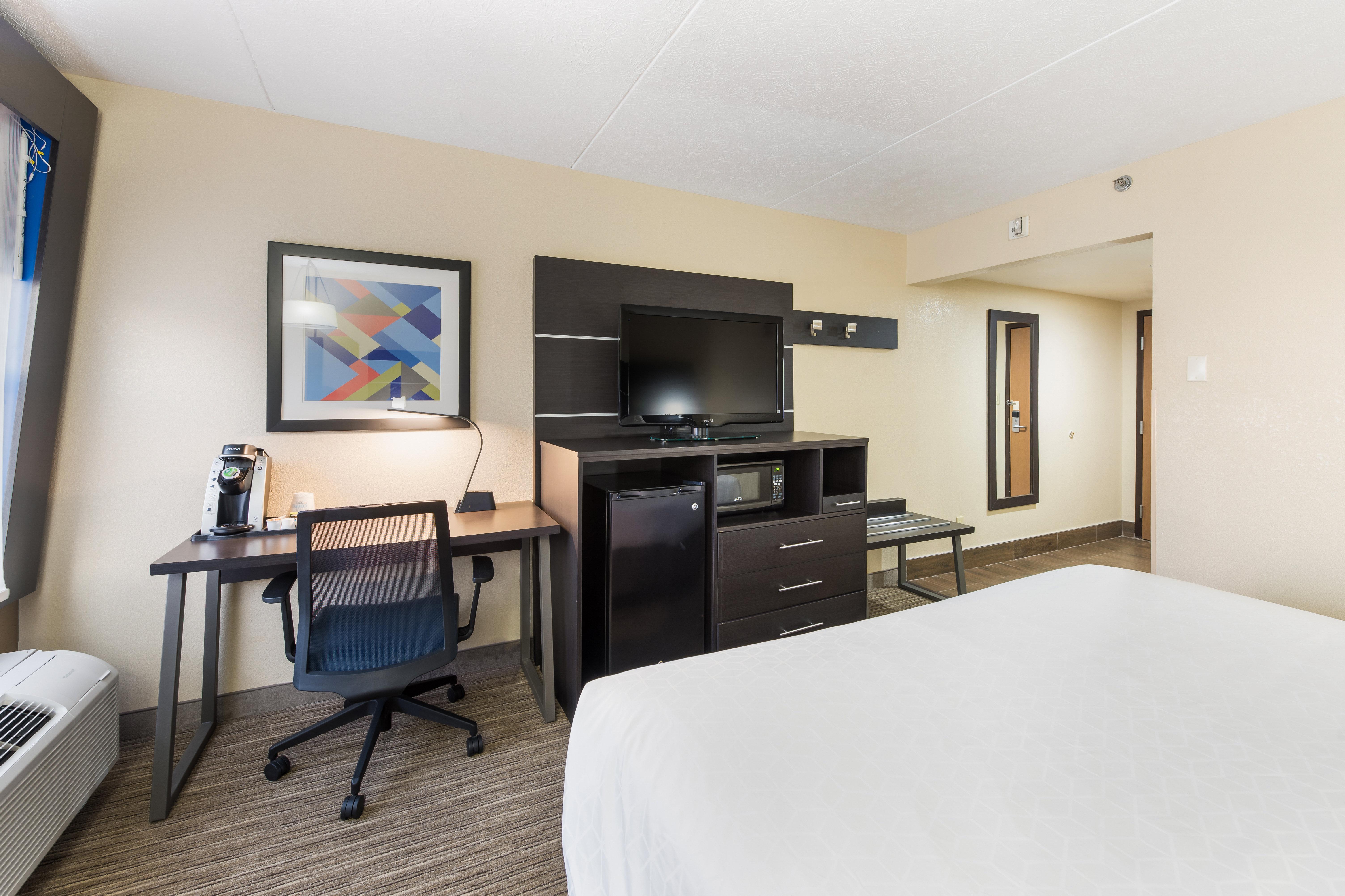 Holiday Inn Express London-I-70 By Ihg Eksteriør billede
