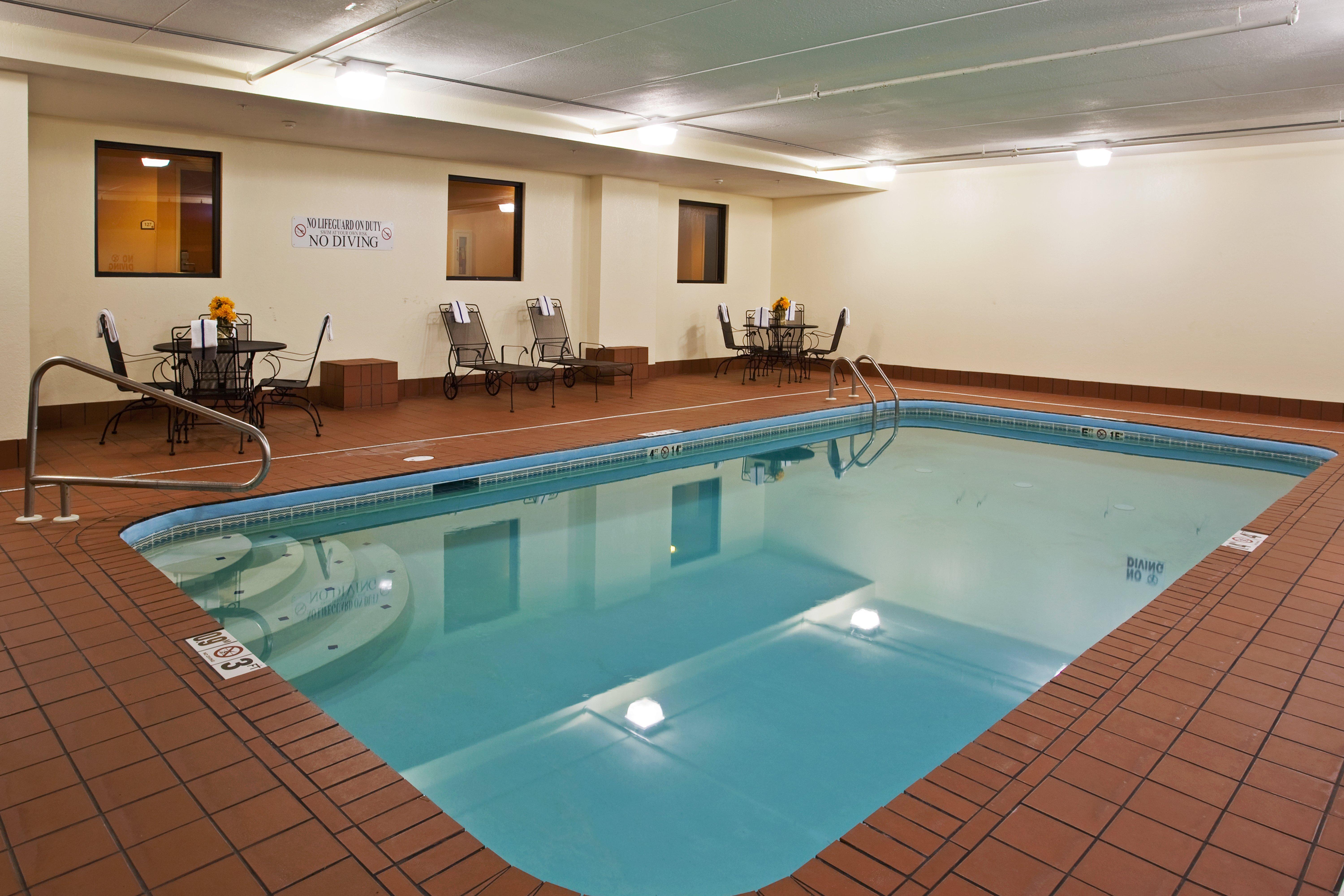 Holiday Inn Express London-I-70 By Ihg Eksteriør billede