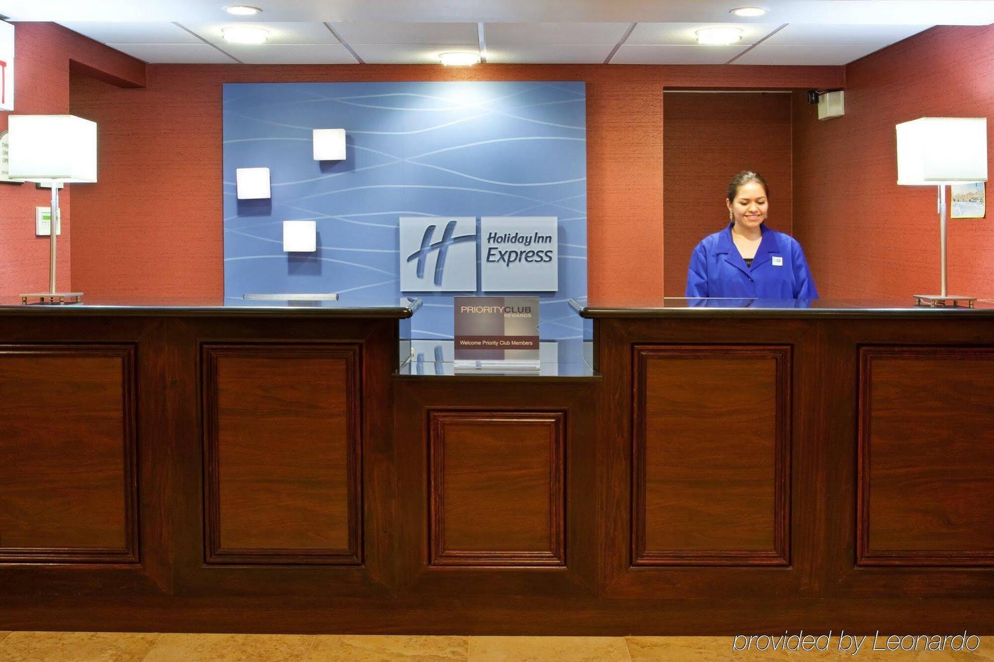 Holiday Inn Express London-I-70 By Ihg Eksteriør billede